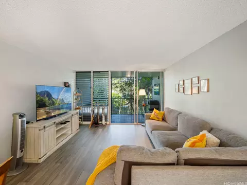 95-227 Waikalani Dr #A704, Mililani, HI 96789