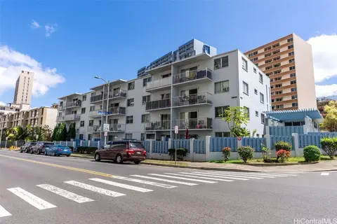 3095 Ala Ilima St #103, Honolulu, HI 96818