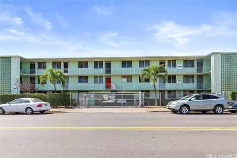 775 Mcneill St #323B, Honolulu, HI 96817