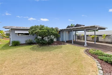 2379 Anihinihi St, Pearl City, HI 96782