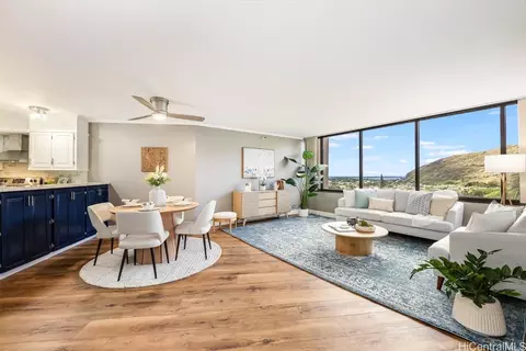 555 Hahaione St #7D, Honolulu, HI 96825