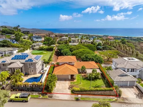 1033 Hanohano Way, Honolulu, HI 96825