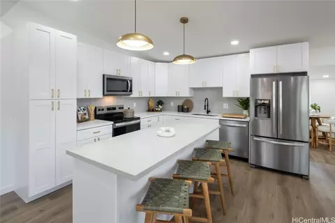 8 Halakahiki Pl, Wahiawa, HI 96786