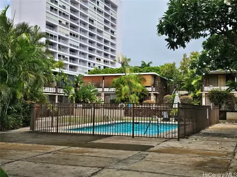 1700 Makiki St #117, Honolulu, HI 96822