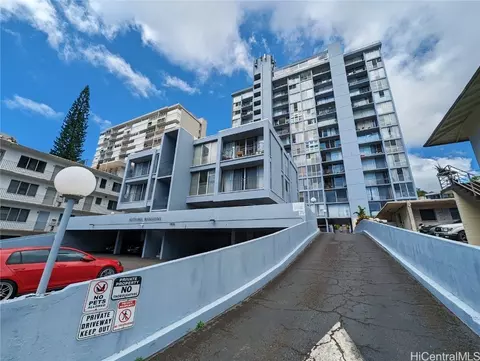 1456 Thurston Ave #A401, Honolulu, HI 96822