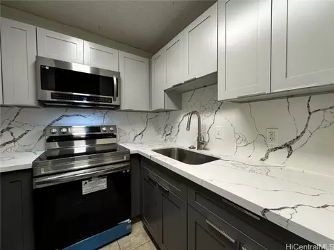 1600 Wilikina Dr #A511, Wahiawa, HI 96786