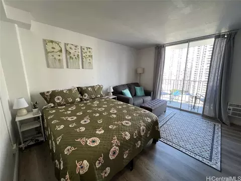 1920 Ala Moana Blvd #1710, Honolulu, HI 96815
