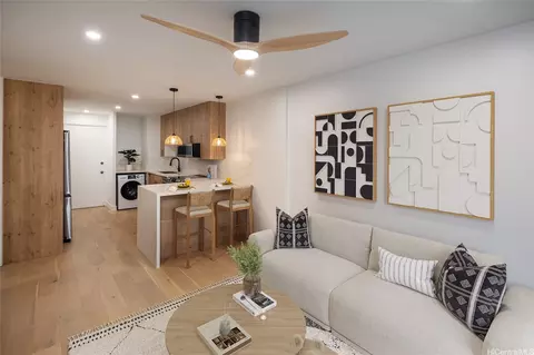 222 Kaiulani Ave #202, Honolulu, HI 96815