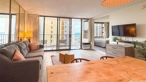 201 Ohua Ave #1806-T2, Honolulu, HI 96815