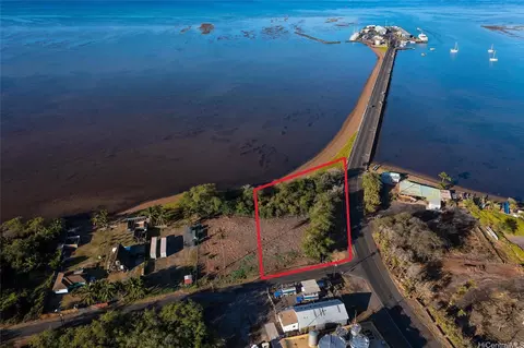 125 Kaunakakai Pl, Kaunakakai, HI 96748
