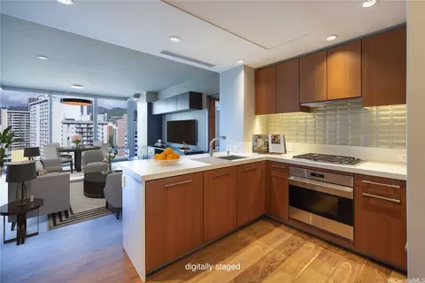 1555 Kapiolani Blvd #1112, Honolulu, HI 96814