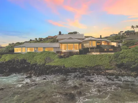 4157 Black Point Rd, Honolulu, HI 96816