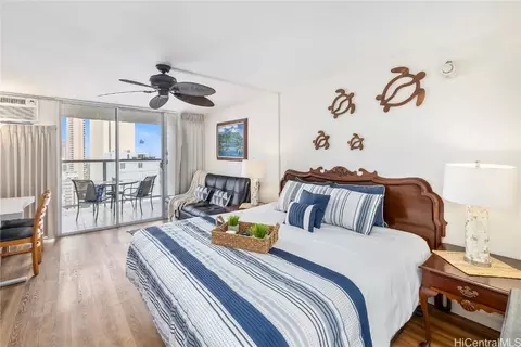 445 Seaside Ave #2112, Honolulu, HI 96815