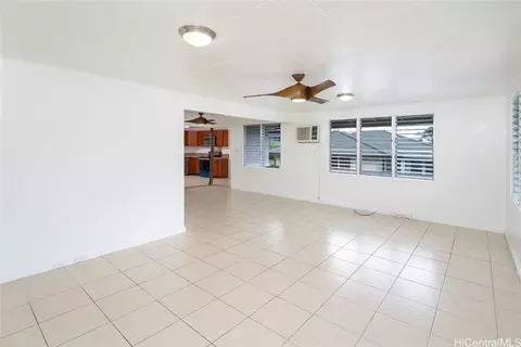 109 Rosebank Pl, Honolulu, HI 96817