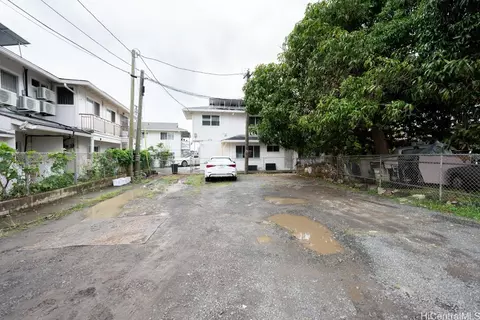 Oo Oo Lane, Honolulu, HI 96817