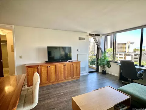 411 Hobron Ln #912, Honolulu, HI 96815
