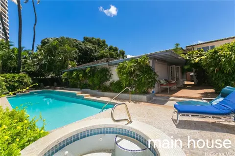 4583 Ahuli Pl, Honolulu, HI 96816