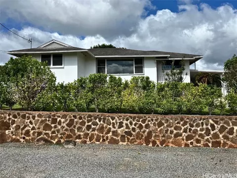 784 Puu Kula Dr, Pearl City, HI 96782