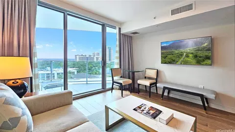2139 Kuhio Ave #D1007, Honolulu, HI 96815