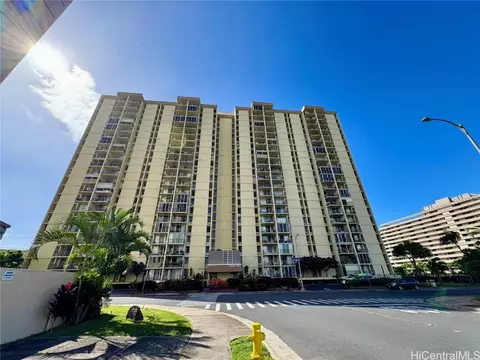 3161 Ala Ilima St #304, Honolulu, HI 96818