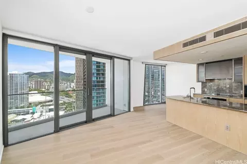 1000 Auahi St #2615, Honolulu, HI 96814