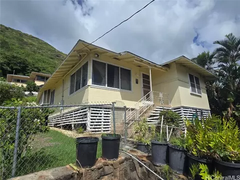 2086 Palolo Ave, Honolulu, HI 96816