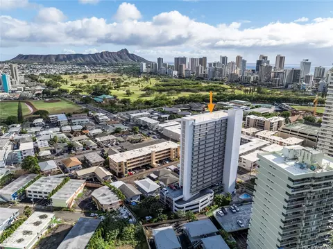 2542 Date St #203, Honolulu, HI 96826