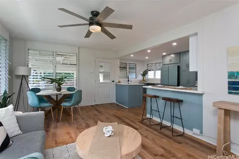 324 Hualani St #D, Kailua, HI 96734