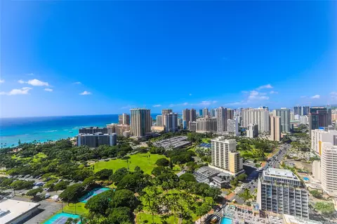383 Kalaimoku St #3503, Honolulu, HI 96815