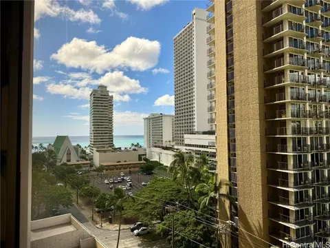 201 Ohua Ave #1004, Honolulu, HI 96815