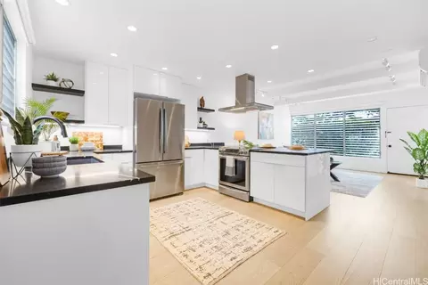 4940 Kilauea Ave # -3, Honolulu, HI 96816