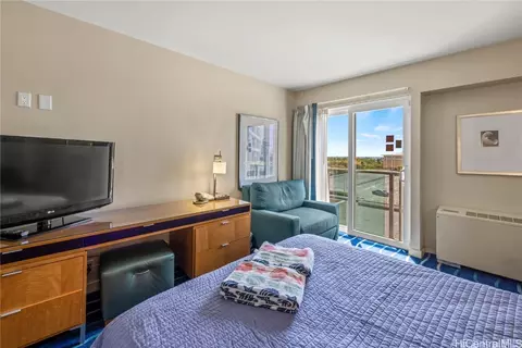 410 Atkinson Dr #661, Honolulu, HI 96814