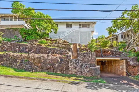 1571 Alencastre St, Honolulu, HI 96816