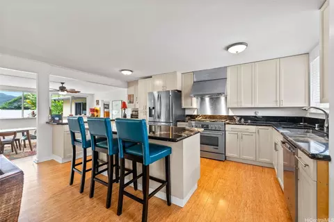 763 Kaipii St, Kailua, HI 96734