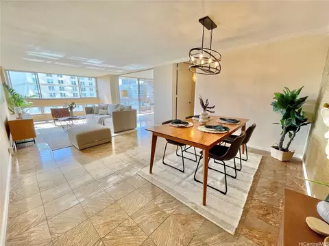 1212 Punahou St #1008, Honolulu, HI 96826