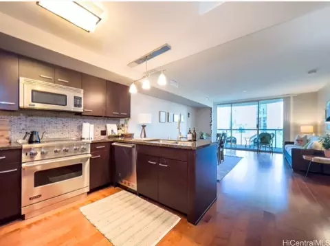 1837 Kalakaua Ave #903, Honolulu, HI 96815