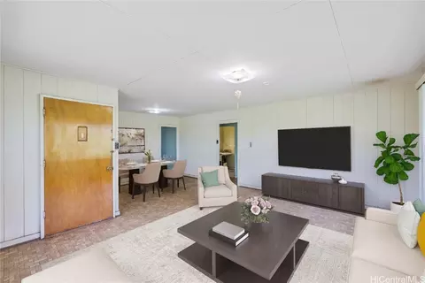 94-1040 Awaiki St, Waipahu, HI 96797
