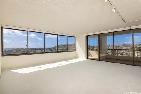 4340 Pahoa Ave #18C, Honolulu, HI 96816