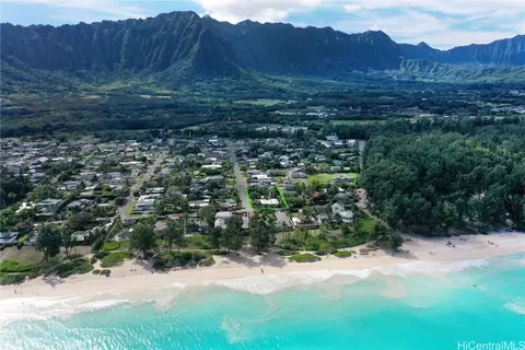 41-1004 Laumilo St, Waimanalo, HI 96795