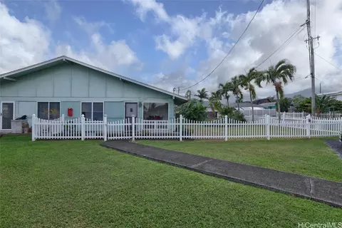 45-077 Waikalua Rd #P, Kaneohe, HI 96744