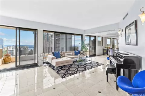 1860 Ala Moana Blvd #2400, Honolulu, HI 96815