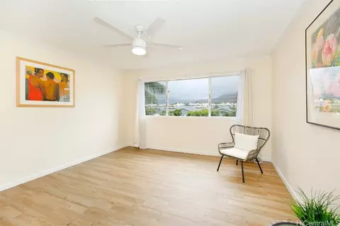 350 Aoloa St #A206, Kailua, HI 96734