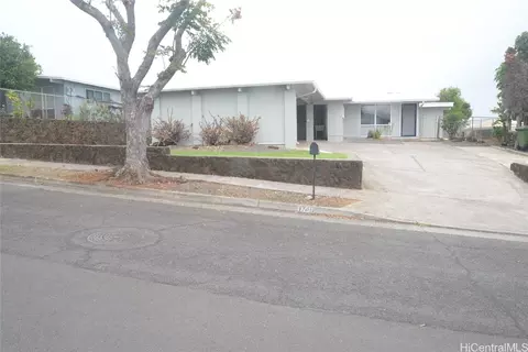 1749 Hoowae St, Pearl City, HI 96782