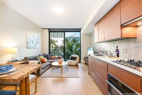 1108 Auahi St #202, Honolulu, HI 96814