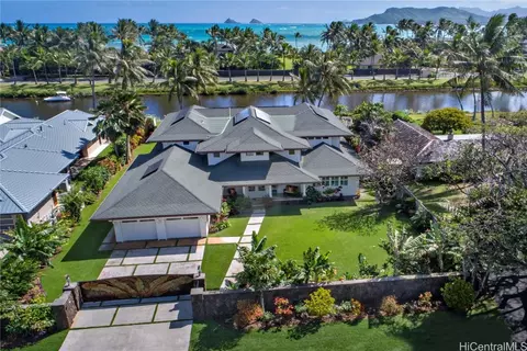 776 Mokapu Rd, Kailua, HI 96734