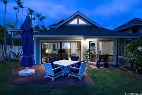 356 Kealahou St, Honolulu, HI 96825