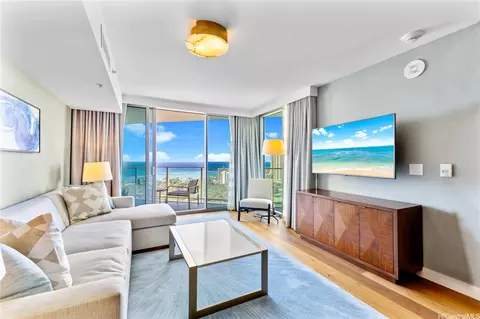 2139 Kuhio Ave #D2607, Honolulu, HI 96815