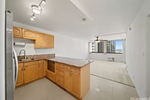 1255 Nuuanu Ave #E2712, Honolulu, HI 96817
