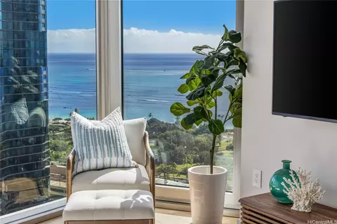 1001 Queen St #2602, Honolulu, HI 96814