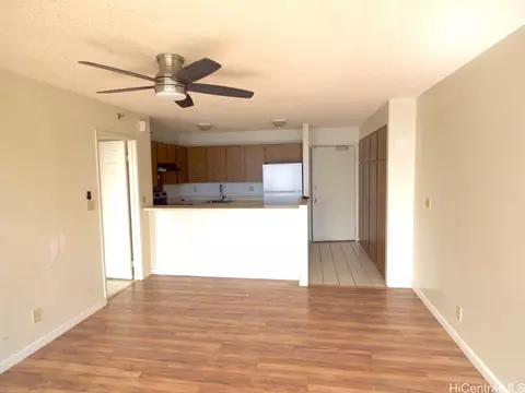 98-402 Koauka Loop #210, Aiea, HI 96701